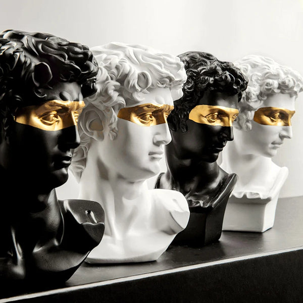 Elegant Resin Decor Sculptures