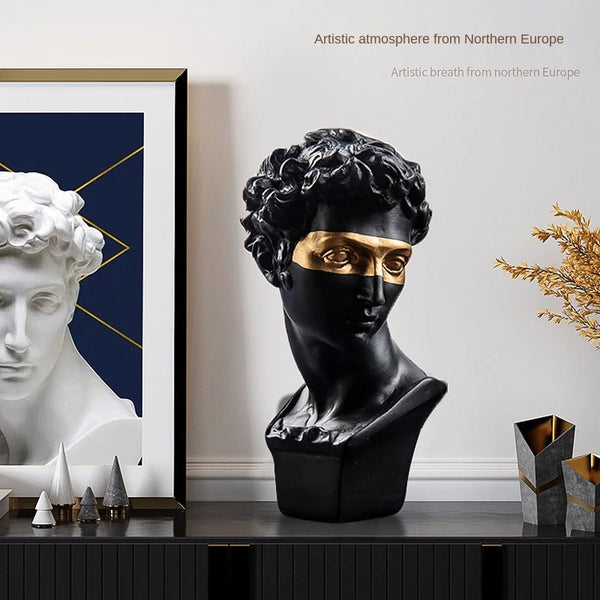 Elegant Resin Decor Sculptures
